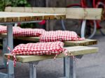 Immagine di Plus Basic Picknicktisch mit 2 Anbausätzen und 2 Rückenlehnen Kiefer-Fichte druckimprägniert 260 x184 cm
