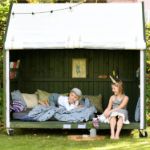 Bild von Plus Spielhaus Shelter auf Rädern 120 x 203 x 198cm