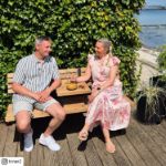 Immagine di Plus Relax Bank mit Hängetisch 150 cm ThermoWood - schwarz